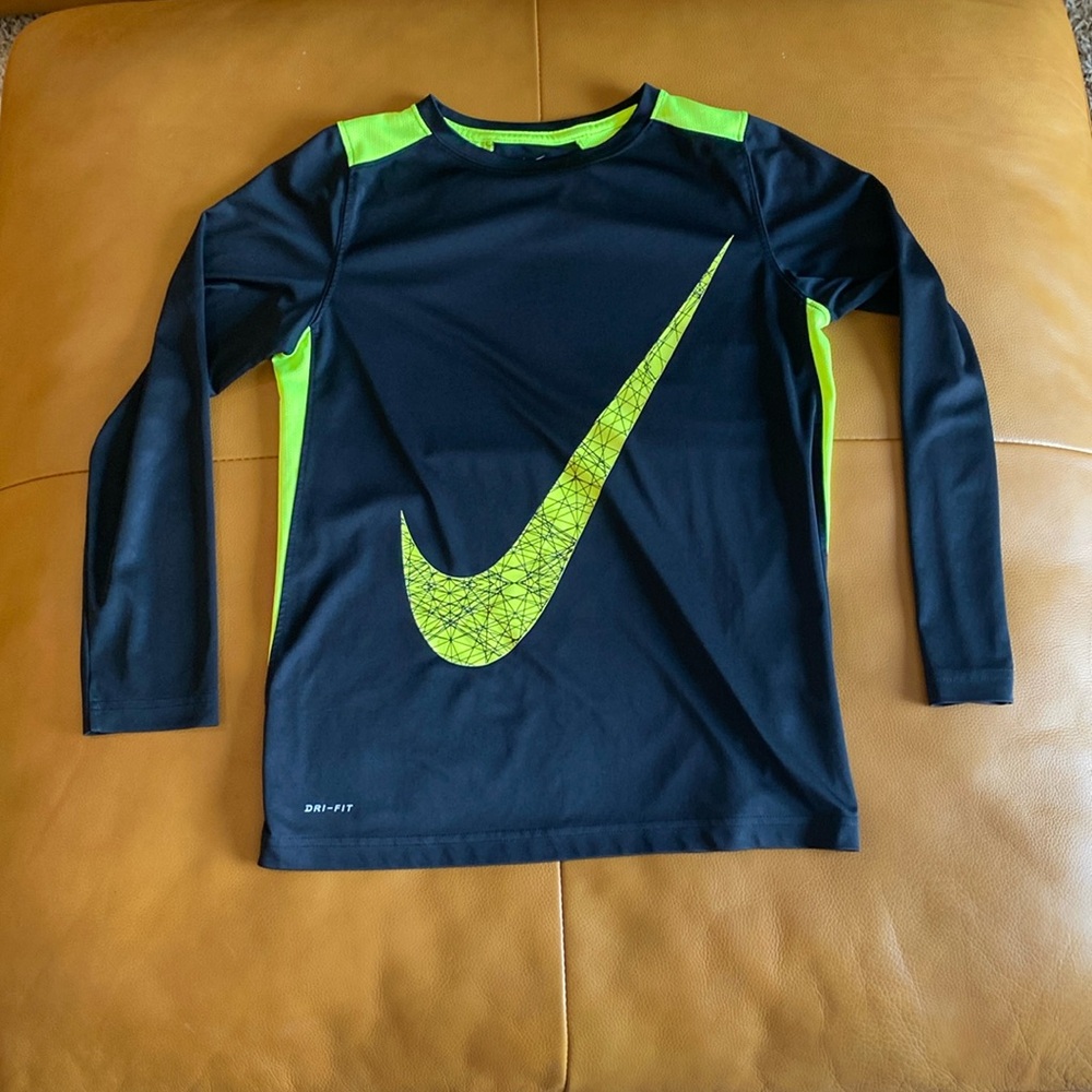Nike Dri-Fit long sleeve shirt